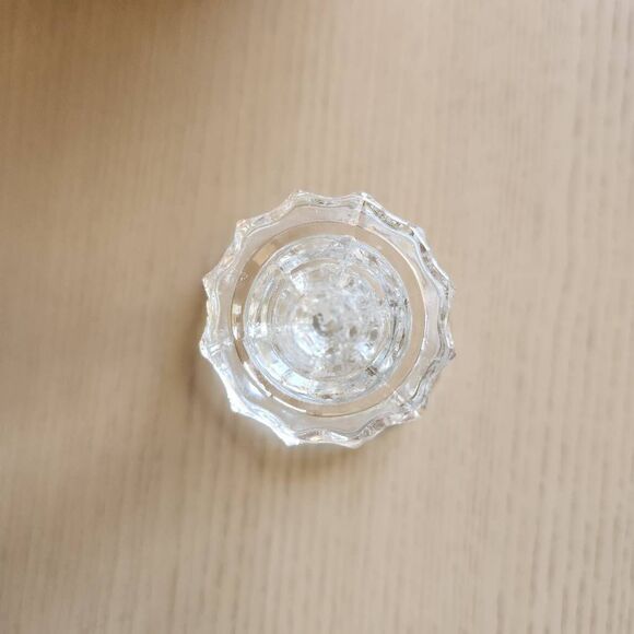 Clear pressed thick glass candlestick candle holder Victorian 90s vintage 6.5" - Picture 2 of 5